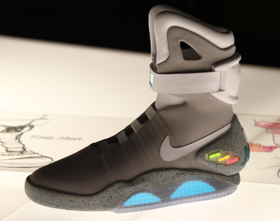 DORODESIGN Likes: Nike Air Mag 2011 McFly Model... It's real ...