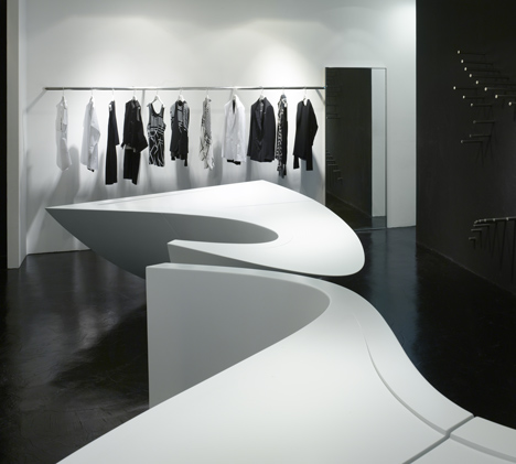 Dezeen_Neil-Barrett-Shop-in-Shop-by-Zaha-Hadid-Architects_1