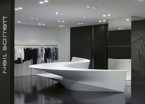 Dezeen_Neil-Barrett-Shop-in-Shop-by-Zaha-Hadid-Architects_10