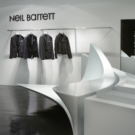 Dezeen_Neil-Barrett-Shop-in-Shop-by-Zaha-Hadid-Architects_13sq