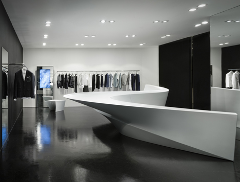 Dezeen_Neil-Barrett-Shop-in-Shop-by-Zaha-Hadid-Architects_7