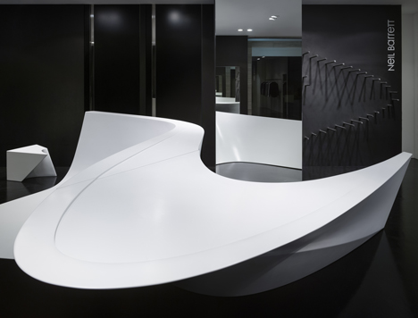 Dezeen_Neil-Barrett-Shop-in-Shop-by-Zaha-Hadid-Architects_8